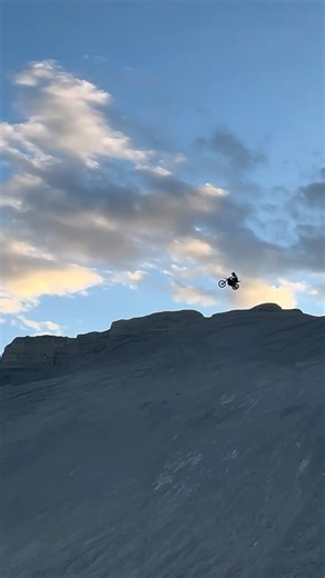 Long jump record i#worldrecord #trackready #track #tracklife #trackaddict #love #recordbreaker