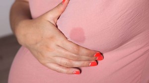 Leaking Milk During Pregnancy: Why Does It Happen And More | Herzindagi