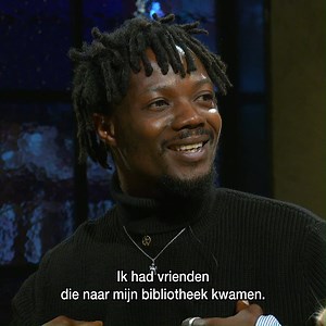 Regisseur Anthony Nti werd getraind tot hij regelmatig zou lezen. Een gevecht dat veel ouders - en nog meer kinderen - zullen herkennen. Winteruur zie je vanavond op VRT CANVAS, nu al op VRT MAX. | VRT Canvas