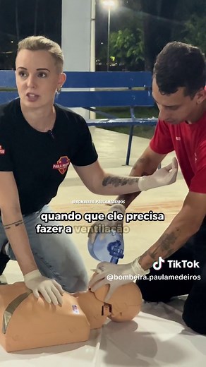 Prática de Desfibrilação e RCP: Suporte Básico de Vida