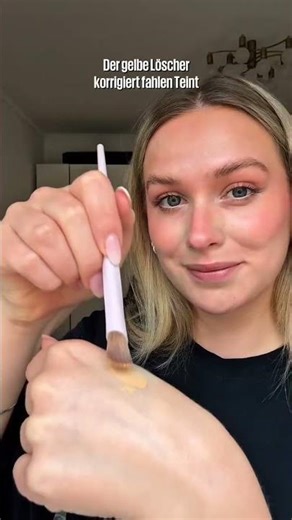 ✨Meet Maybelline Makeup base colour corrector✨. Easy blending full coverage concealer💖. #shorts