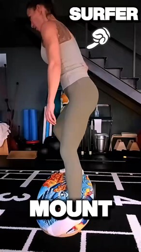 ☝🏽Balance Board Tricks - 🏄‍♀️SURFER 🆚️ NOOB🏄‍♂️☝🏽 #balanceboard #bala..._00000 | Captain Cairo