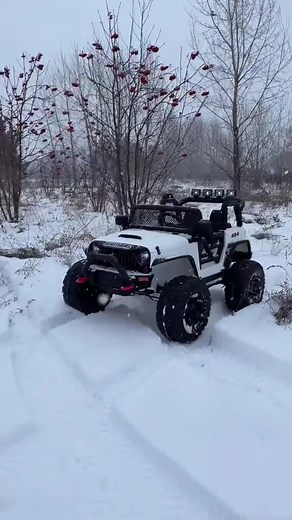 Jeep montable eléctrico para niños: diversión segura