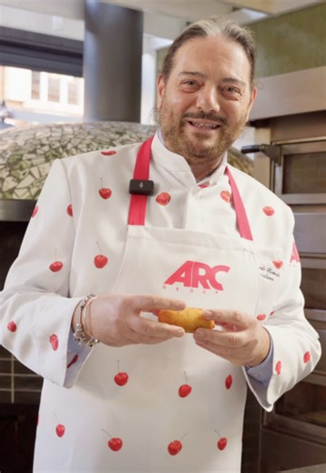 Ogni fritto Mavi nasce per dare il meglio, ma è in cucina che fa la differenza. Temperatura dell’olio, tempi di cottura, gestione del prodotto: piccoli accorgimenti che garantiscono croccantezza uniforme, colore dorato e resa costante in ogni servizio. In questo video ti mostriamo come preparare al meglio i fritti Mavi, per valorizzarne struttura, gusto e performance nel food service. Perché la qualità non è solo nel prodotto, ma nel modo giusto di portarlo in tavola. #mavi #fritti #foodservice 