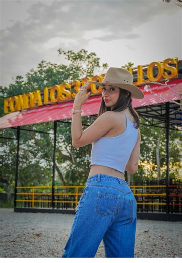 Un sueño hecho realidad 🐴🥃🎶 La Fonda Los Tres Potrillos se construyó con esfuerzo, dedicación y un sueño claro: crear un espacio donde la tradición, la música y la buena energía se encuentren. Cada detalle refleja trabajo, sacrificio y amor por lo que hacemos. Hoy, más que un lugar, es un punto de encuentro para compartir, celebrar y crear momentos que se quedan para siempre.