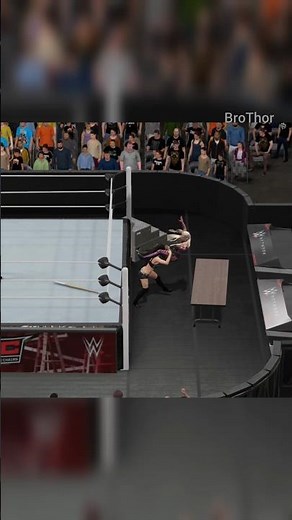 Paige vs Dana Brooke - WWE TLC - Table Break Moment