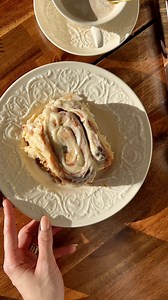 i mean you can tell them you love them or you can give them a big, pillowy soft, sticky and gooey cinnamon roll 😏 take these as my love letter to you all 💌 i hope you love them just as much as i do, and get to share them with someone you adore, too! 🧸the full recipe is up on my blog at wellmadebykiley.com OR click this link: https://www.wellmadebykiley.com/blog/perfect-classic-cinnamon-rolls 🤎 enjoy!!#homemadecinnamonrolls #thebestcinnamonrolls #baking #breakfast #valentinesdayrecipe | Kiley