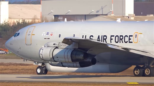 Watch NATO aircraft track everything from 10,000+ meters - "Total control"