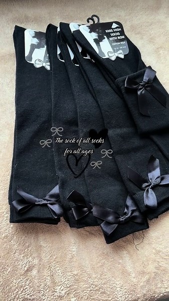 The perfect knee high socks for all ages. 🫶🏼🎀 Available in all school approved colours 🖤🤍💙🩶 #school #teen #bow #socks #fashion