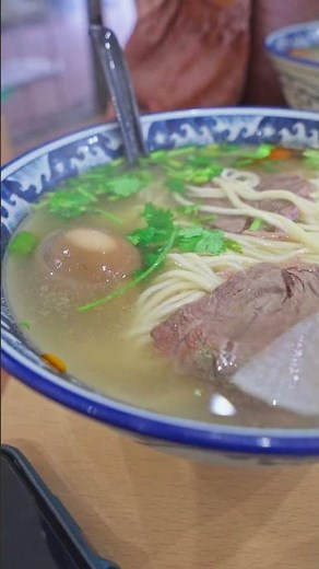 The rich umami of beef Dashi! Chinese style Ramen [ Kaenzan Lanshu Ramen ] 01 - 牛出汁香る蘭州ラーメン【火焔山蘭州拉麺】