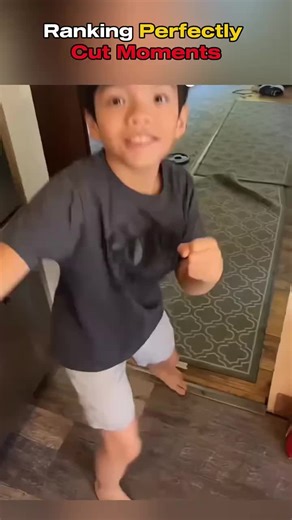 Funny Dog Screaming at Robot - Viral TikTok