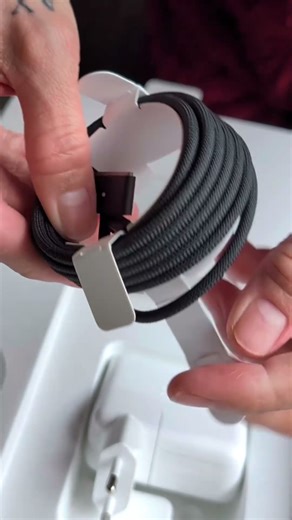 Unboxing MacBook M5 Accessories! 🤔✨#apple #gadgets #charger #ios #laptop #pro14 #unbox #shorts #nl