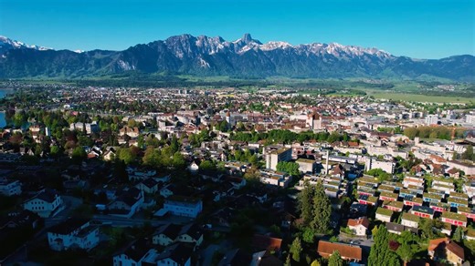 Drone discovers Thun: Stunning Swiss castles, rivers, and alpine meadows - Worldwide