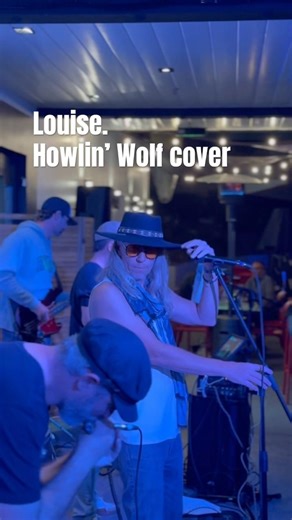 Louise. Howlin’ Wolf cover.