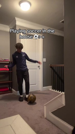 Fun untill i get in trouble 💔😪😪 #soccer #football #futbol #soccertricks #soccerchallenge #soccermoves #soccertraining #soccerlife #soccermom #soccerlove #soccerplayer #soccerislife #soccerstar #soccerfans #soccerjuggling #soccerfun #soccertrainingdrills#soccerdrills#soccercoach#soccerkids