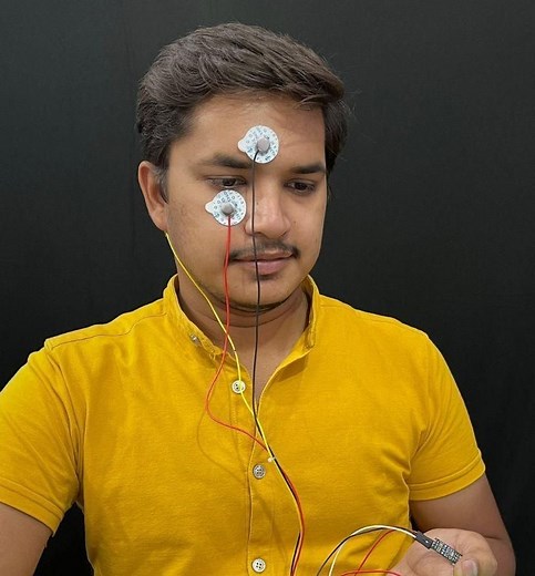 Visualizing Electrical Impulses of Eyes (EOG) Using BioAmp EXG Pill