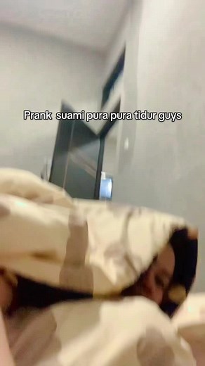 Prank Suami Tidur: Reaksi Lucu Istri