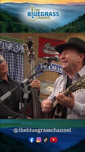 Pull Up a Chair: Ronnie Reno's Heartfelt Bluegrass Stories at Larry's Country Diner ❤️