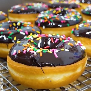 Oddly Satisfying Donuts Making Process Partner: FoodyTrip YT: youtube.com/watch?v=E_vm5biZNwA | Handy Panda