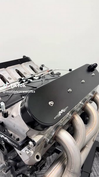 Not only do our LS valve covers look great, they perform great. Easily mount your coils using our coil brackets! #LS #motionraceworks #madeintheusa
