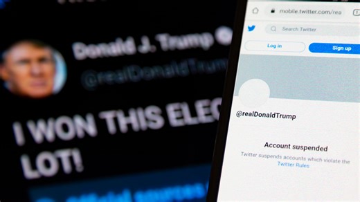 Facebook, Twitter Agree to New European Rules on Online Posts