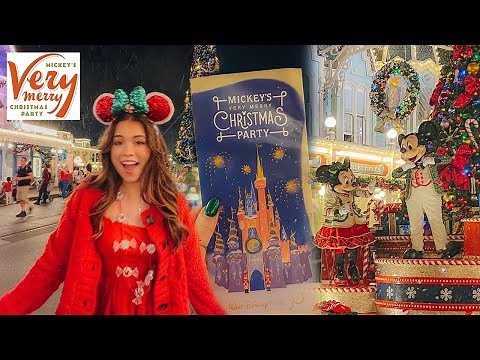 Mickey's Very Merry Christmas Party 2022 ❤️ VLOG - Parade, Fireworks, Santa, and more!