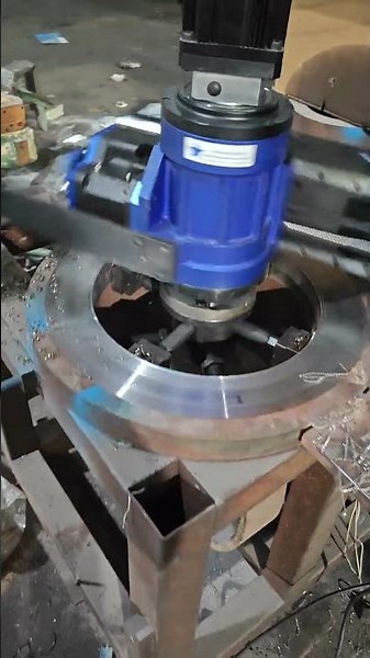 On site flange serration tools, in situ flange facing machines