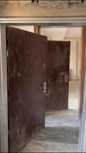 Glory Prime Estate.ng on Instagram: "FOR SALE — APO, ABUJA 3-Bedroom Block of Flats 📍 Estate Location, Apo Primary School Axis 🏢 First-Floor Unit Price: ₦75 Million (Net) Agency Fee: 5% ✔ Estate living ✔ High-demand Apo axis ✔ Ideal for rental or investment ✔ Inspection strictly by appointment 🔑 Secure estate environment 📅 Inspection by appointment only +2437044209457 #ApoRealEstate #AbujaProperty #EstateLivingAbuja #InvestmentProperty #NigeriaRealEstate"