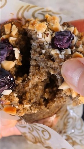 Moist & fluffy keto vegan muffins for breakfast