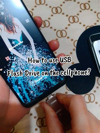How to use USB on the cellphone? #usbflashdrive #usb2tb #usblargecapacity #howtouseusbflashdriveoncellphone