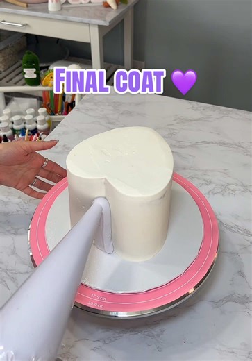Final coat 🤍 #heartcakes #caketok #cakedecorating #fyp #heartcakedecorating