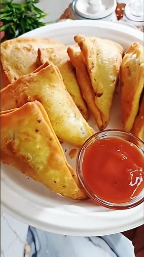 Veg Puff recipe #Crispy Veg Puff 😍 #Bakery-Style Snack at Home #Crispy, Flaky & Loaded with Veggies