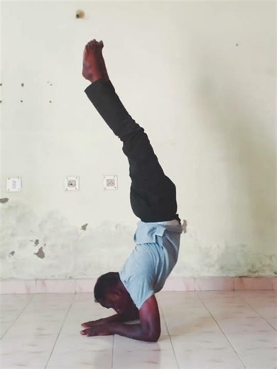 double hand balancing workout