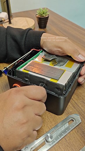 Rapoo Powerbank: High-Capacity Emergency Power Supply