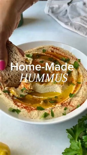 Creamy fluffy homemade hummus better than store bought