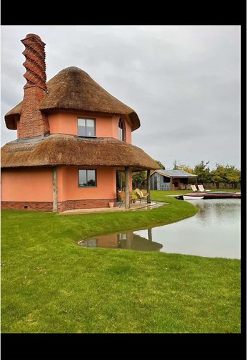 Creative Twisted Chimney Stack Construction