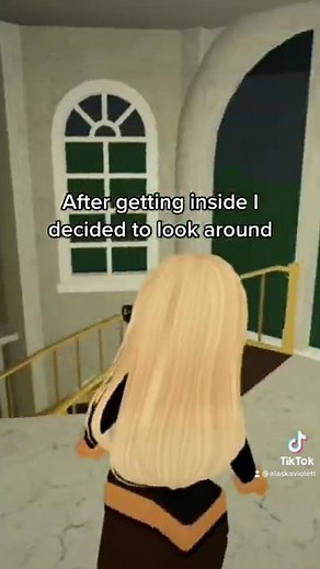 Breaking into a castle on bloxburg