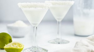 Coconut Martini Cocktail Recipe - Mashed