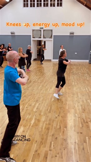 🔥 Knees up, energy up, mood up! 🔥 Dance fitness hits every muscle while keeping the vibes high 💃✨ Who knew cardio could feel this good? 🕺💖 #KneesUp #DanceFitnessJoy #StrongAndSweaty #CardioParty | Kerry On Dancing