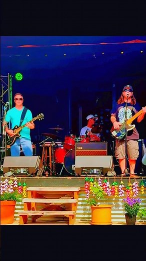🎶 The Taylors Bring Good Vibes to Earth Fest 2026 with Sublime’s “Badfish” (Pt. 1)