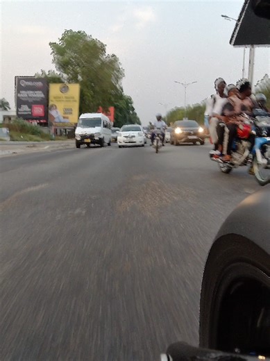 Understanding Road Signs: Red, Yellow, and Green