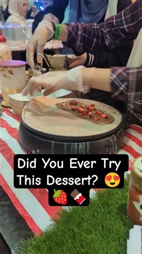 Did You Ever Try This Dessert?😍🍓🍫 #desert #australia #food #yummy #foodie #ytshorts #explore #travel