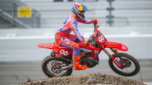 Cooper Webb, Ken Roczen win Birmingham heats; Eli Tomac crashes and heads to the LCQ
