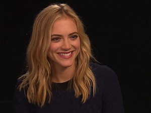 Emily Wickersham, NCIS : "Au départ, les fans ne m'aimaient pas du tout !" [Interview vidéo] - Télé Star