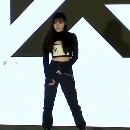 asa singing Godzilla by Eminem 🔥 baby monster's main rapper #rap #enamiasa #ygngg #babymonster #viral #tiktok #eminem #foryou #fypシ