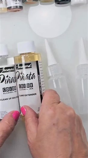 @catkerr92 explains some of the differences between Jacquard Pinata Claro Extender (which is colorless ink that contains all the same resins and additives as the colors) and Pinata Clean Up Solution (which is pure ethanol alcohol). “I’m already very familiar with their alcohol inks, but I didn’t fully understand the difference between the Pinata Claro Extender and the Clean Up Solution. I originally thought they could both be used for the same purposes, but after testing them side by side, I hav
