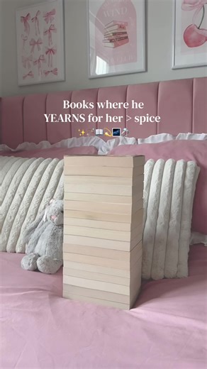 Top Fantasy Books Featuring Yearning Romance