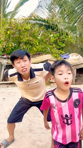 Trái banh của ai? phần 3 | Heo Miền Tây