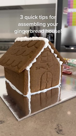 Gingerbread House Assembly Tips: 3 Quick & Easy Tricks