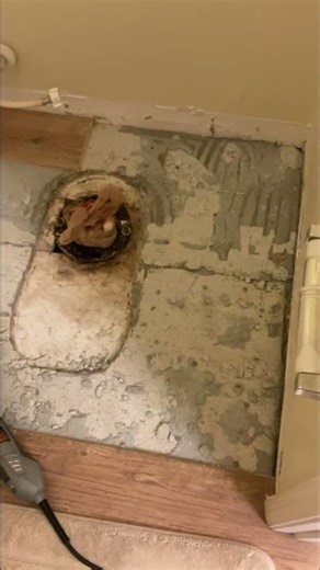 Helpful Oscillating Tool Attachment #diy #scraper